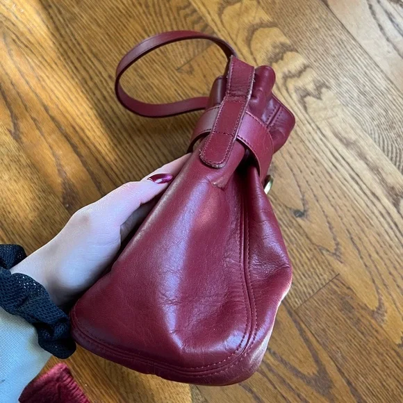 👜COACH: Burgundy vintage, Legacy belted SoHo crossbody bucket bag, #4156. - Picture 12 of 15